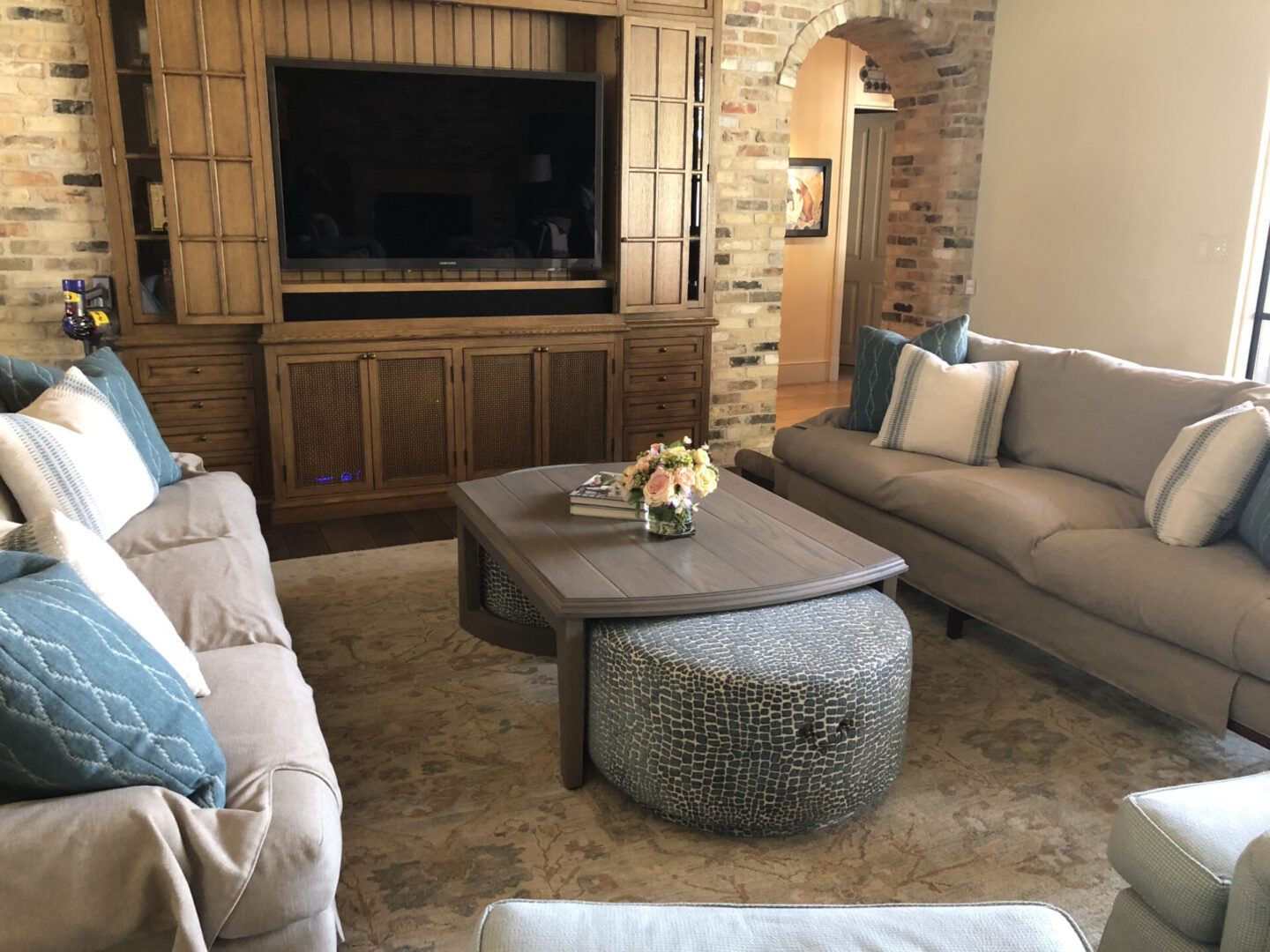 Cozy living room with sofas and coffee table